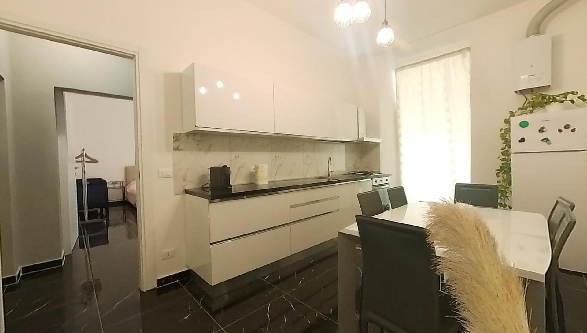 Tra Centro E Mare - Intero Appartamento Con Parcheggio Savona Zewnętrze zdjęcie